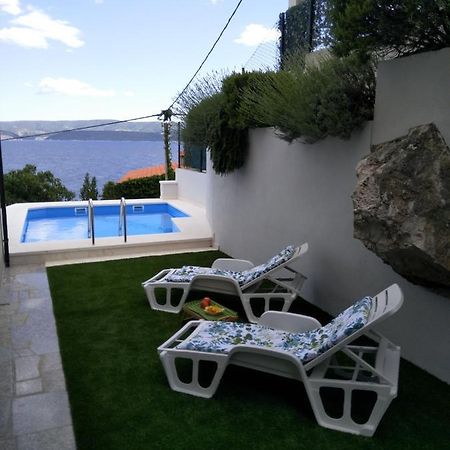 Private Pool And Sea View Apartment Omiš Esterno foto